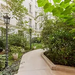 Grand Duplex - Arc De Triomphe * Paris
