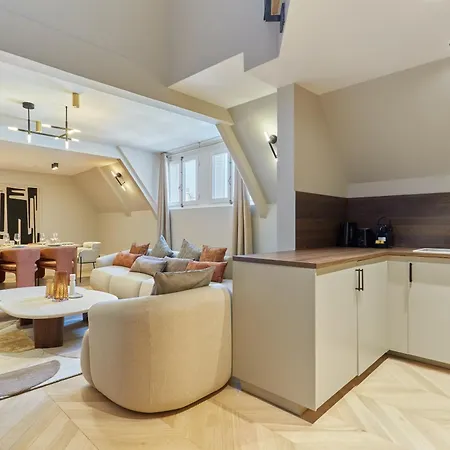 Appartement Grand Duplex - Arc De Triomphe Parijs