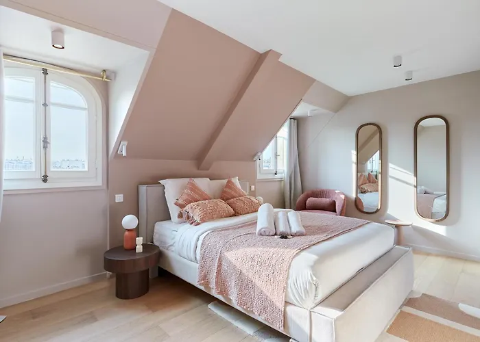 Grand Duplex - Arc De Triomphe