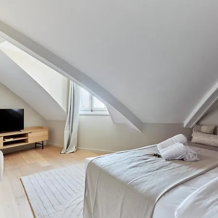 Grand Duplex - Arc De Triomphe Apartment